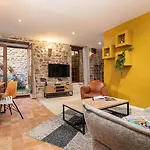 Hotel Contact Le Savigny & Blacé