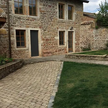 Hotel Contact Le Savigny & Blacé