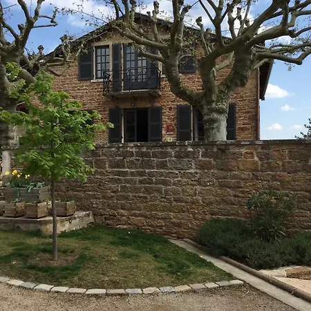 Hotel Contact Le Savigny&spa
