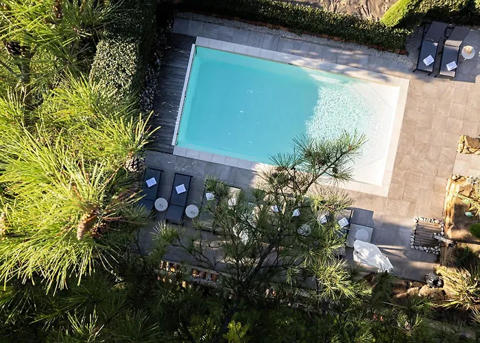 Contact Le Savigny & Hotel