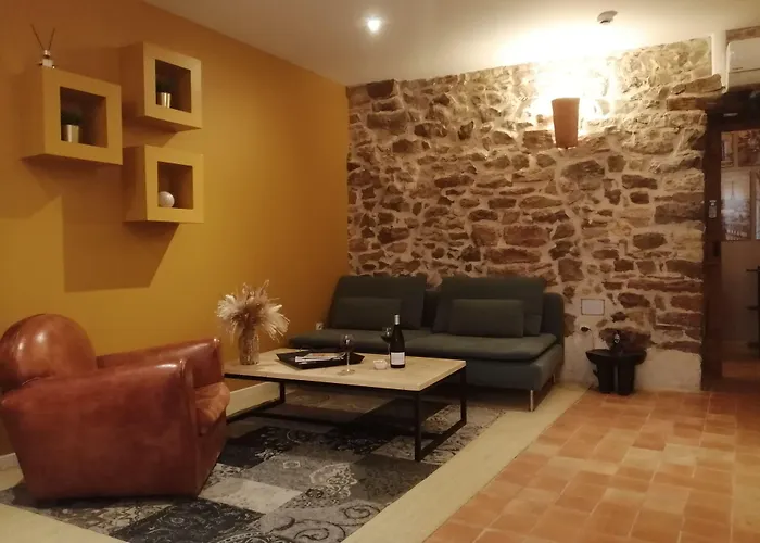 Hotel Contact Le Savigny &