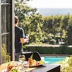 Contact Le Savigny & Hotel