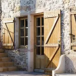 Hotel Contact Le Savigny & Blacé