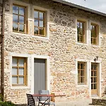 Contact Le Savigny & 3* Blacé