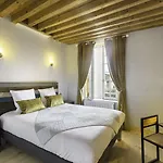 Contact Le Savigny & Hotel