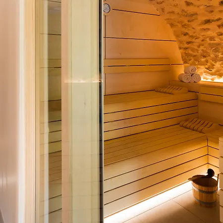 Contact Le Savigny & Hotel