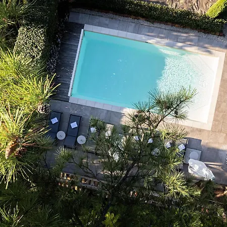 Contact Le Savigny & Hotel