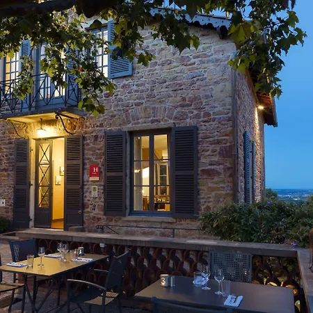 Hotel Contact Le Savigny & Blace