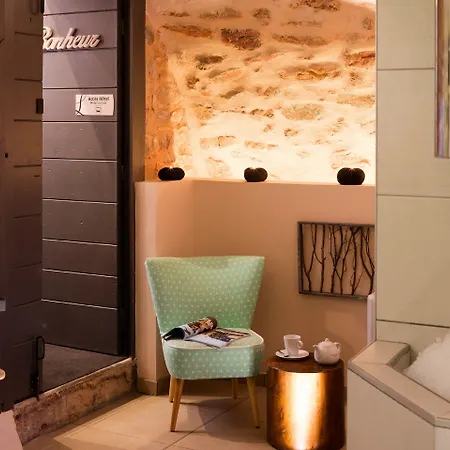 Hotel Contact Le Savigny &