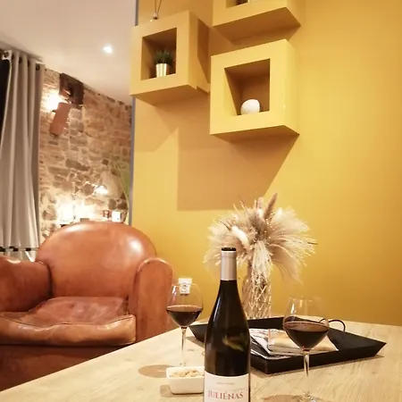 Hotel Contact Le Savigny &