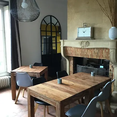 Contact Le Savigny & Hotel Blace