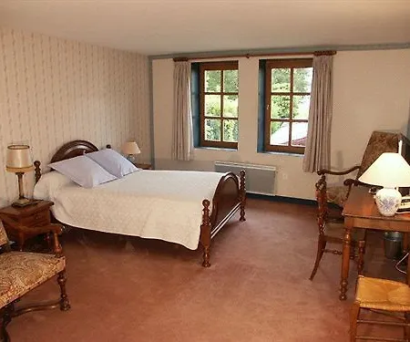 Contact Le Savigny & Hotel